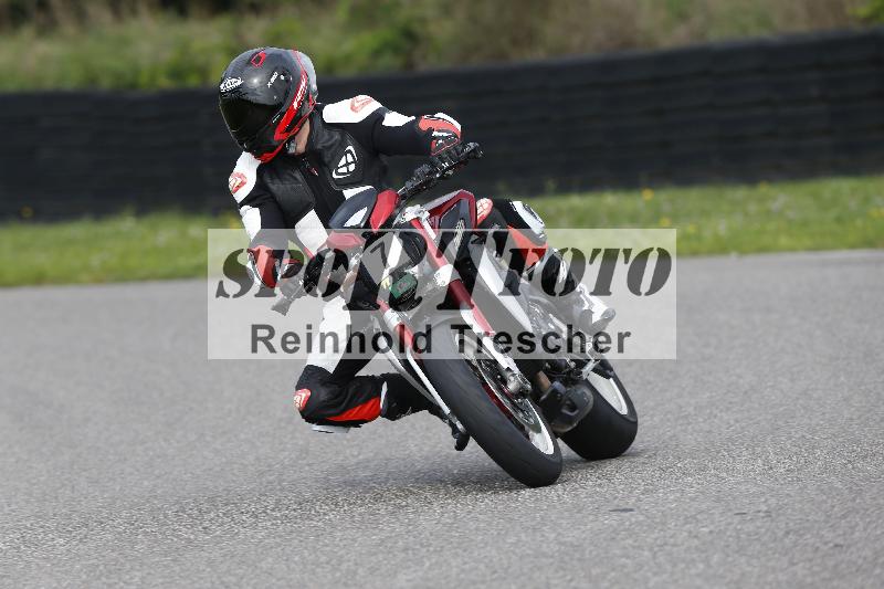 /53 16.09.2025 Track Day Domi Aegerter ADR/Gruppe gruen/7